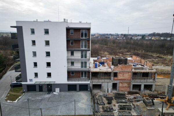 budowa budynku mieszkalnego wielorodzinnego