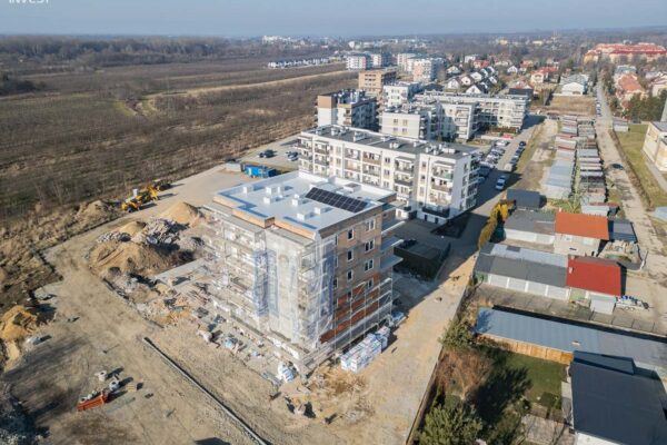 budowa budynku wielorodzinnego w Tarnowie widok z drona