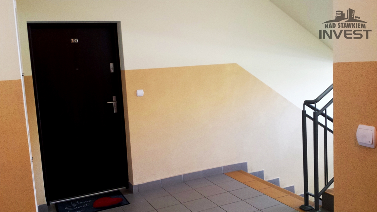 Klatka schodowa budynku przy ulicy Wieniawskiego 12B